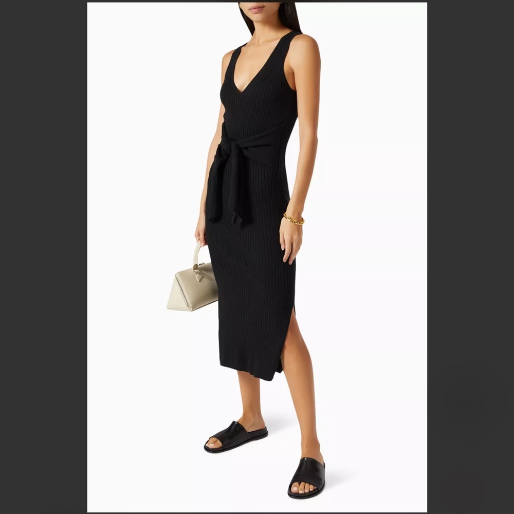 GOOD AMERICAN
Belted Body Dress in Ribbed Knit size 4